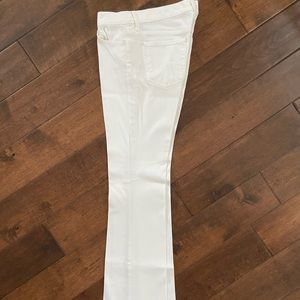 7 For All Mankind White Bootcut Jeans Size 25 Like New!